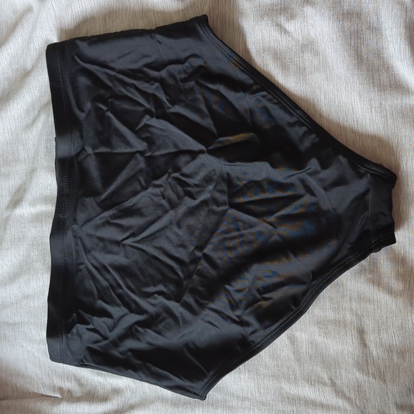 NWT Size Medium Black Bikini Bottoms - Picture 5 of 6